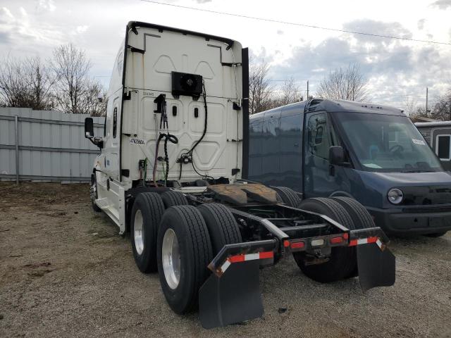 3AKJGLDV6KSKL6027 - 2019 FREIGHTLINER CASCADIA 1 WHITE photo 3