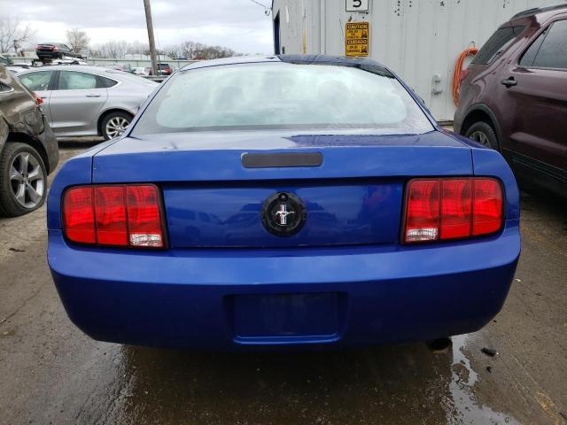 1ZVFT80N155140920 - 2005 FORD MUSTANG BLUE photo 6