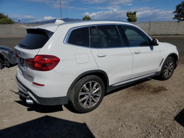 5UXTR9C5XKLD94186 - 2019 BMW X3 XDRIVE30I WHITE photo 3