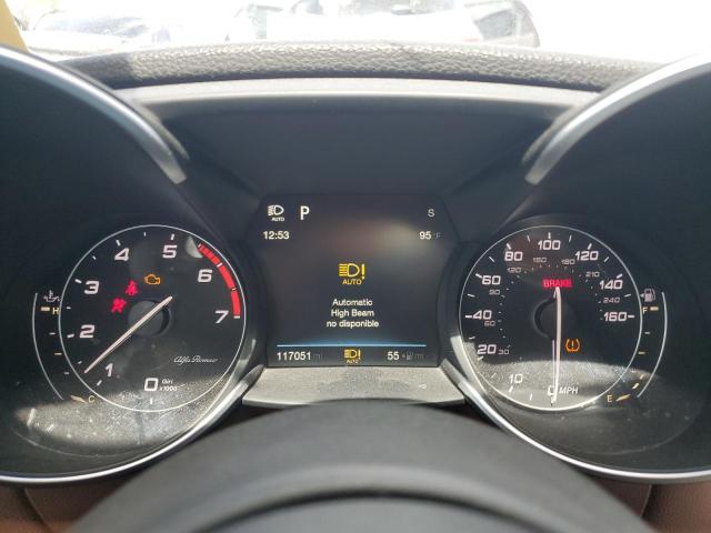 ZARFAEDNXH7538014 - 2017 ALFA ROMEO GIULIA Q4 白色 照片 9