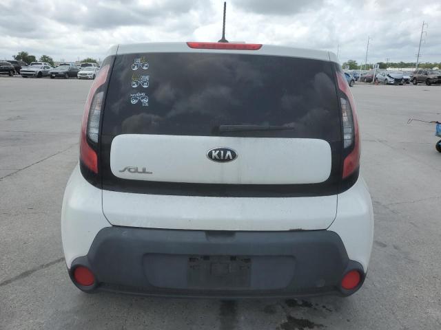 KNDJN2A28E7103926 - 2014 KIA SOUL WHITE photo 6