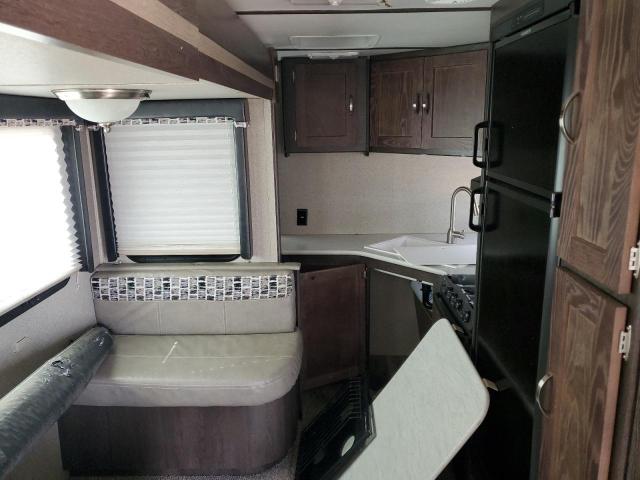 4YDT29927JB452725 - 2018 KEYSTONE OUTBACK WHITE photo 5