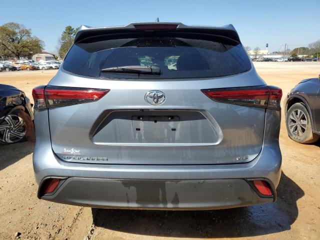 5TDHZRAH7MS042329 - 2021 TOYOTA HIGHLANDER XLE SILVER photo 6