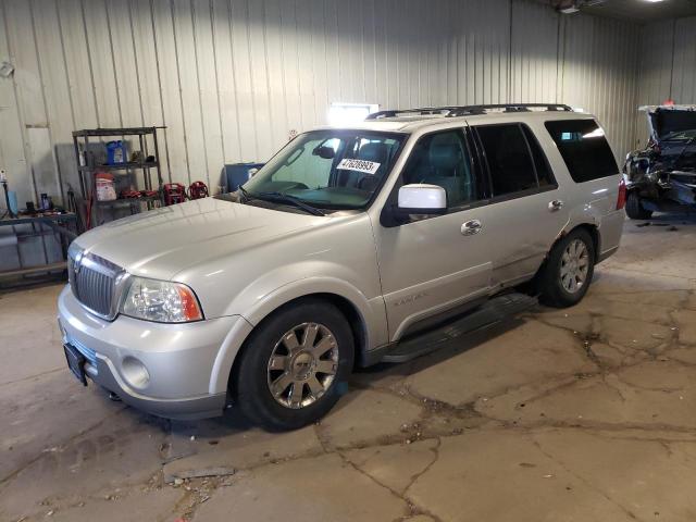 5LMFU28R24LJ40903 - 2004 LINCOLN NAVIGATOR ვერცხლისფერი ფოტო 1