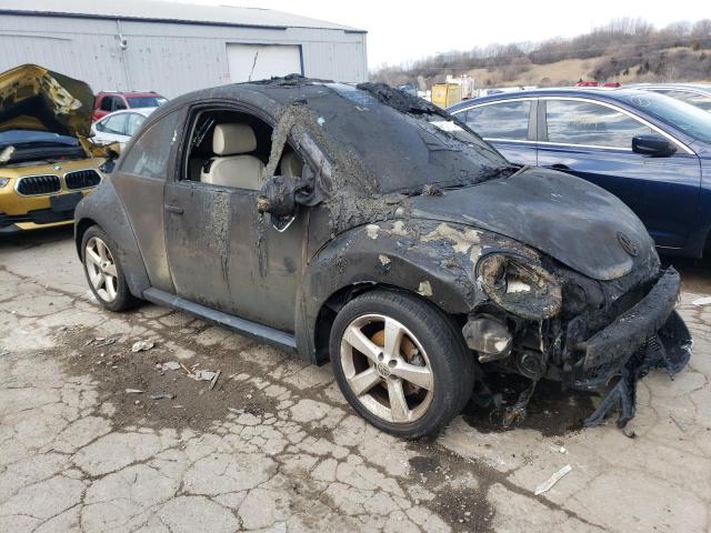 3VWFW31CX8M525947 - 2008 VOLKSWAGEN NEW BEETLE TRIPLE WHITE BURN photo 4