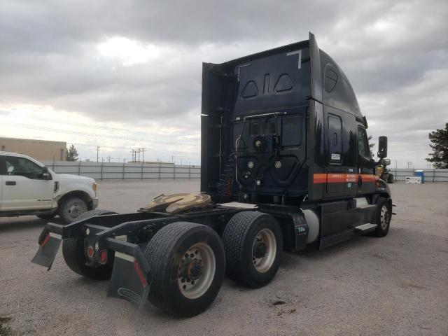 1FUJGLDR0HLHX2921 - 2017 FREIGHTLINER CASCADIA 1 BLACK photo 4