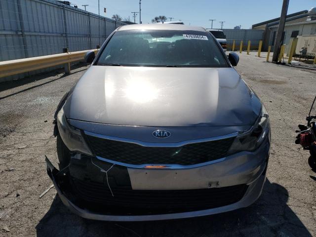 5XXGT4L32GG003199 - 2016 KIA OPTIMA LX GRAY photo 5