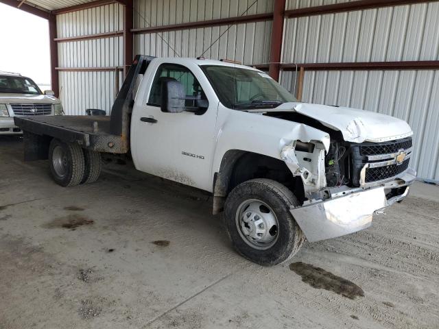 1GB3KZCG5BF240928 - 2011 CHEVROLET SILVERADO K3500 WHITE photo 4