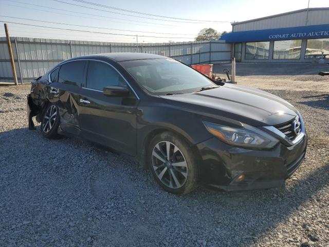 1N4AL3AP8HC494696 - 2017 NISSAN ALTIMA 2.5 BLACK photo 4