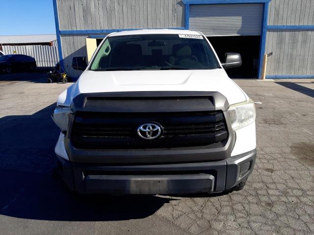 5TFRM5F1XEX082469 - 2014 TOYOTA TUNDRA DOUBLE CAB SR/SR5 WHITE photo 5