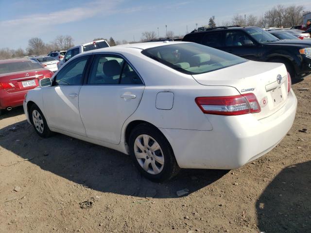 4T1BF3EK4BU746784 - 2011 TOYOTA CAMRY BASE WHITE photo 2