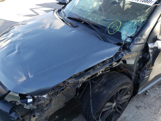 JTKJF5C76B3002533 - 2011 TOYOTA SCION TC 灰色 照片 9