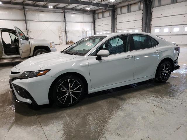 2022 TOYOTA CAMRY SE, 