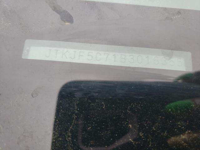 JTKJF5C71B3016355 - 2011 TOYOTA SCION TC 白色 照片 12