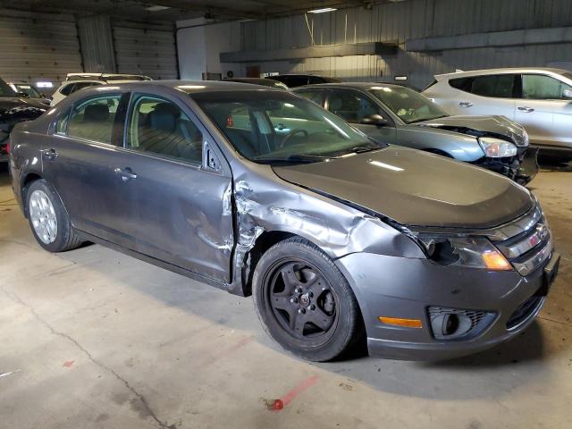 3FAHP0HG2BR292940 - 2011 FORD FUSION SE GRAY photo 4