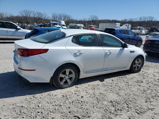 KNAGM4A75F5556335 - 2015 KIA OPTIMA LX WHITE photo 3