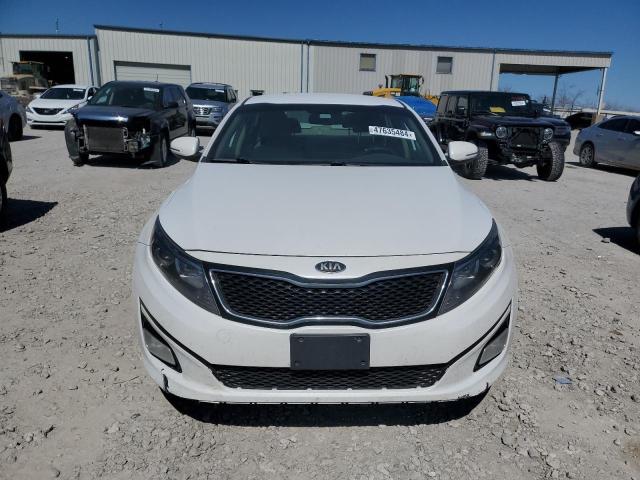 KNAGM4A75F5556335 - 2015 KIA OPTIMA LX WHITE photo 5