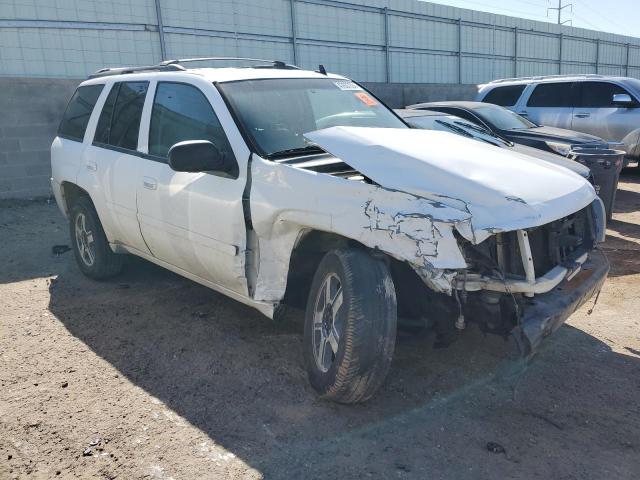 1GNDT13S772293395 - 2007 CHEVROLET TRAILBLAZE LS WHITE photo 4