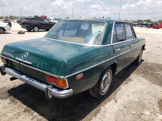 11511010218392 - 1972 MERCEDES-BENZ 220D GREEN photo 3