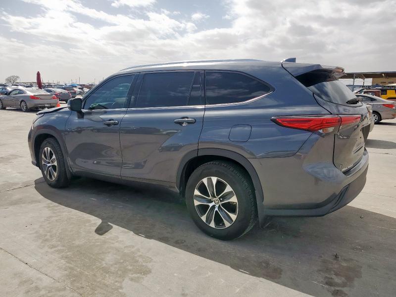 5TDGZRAH7LS013584 - 2020 TOYOTA HIGHLANDER XLE 灰色 照片 2