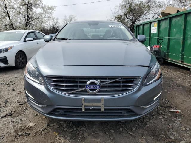 LYV402TK7JB176378 - 2018 VOLVO S60 INSCRIPTION BLUE photo 5