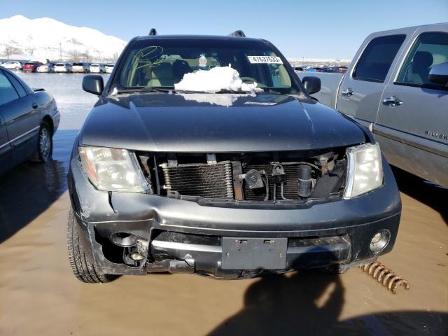 5N1AR18W05C771021 - 2005 NISSAN PATHFINDER LE 灰色 照片 5