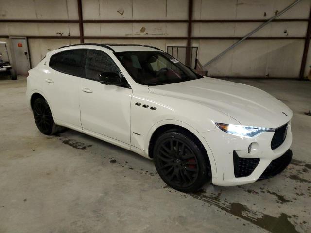 ZN661XUS2LX354754 - 2020 MASERATI LEVANTE SPORT WHITE photo 4