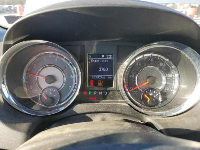 2A4RR8DG7BR703908 - 2011 CHRYSLER TOWN & COU TOURING L SILVER photo 9