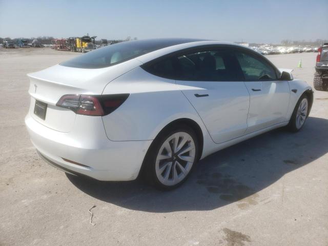 5YJ3E1EA3NF315602 - 2022 TESLA MODEL 3 WHITE photo 3