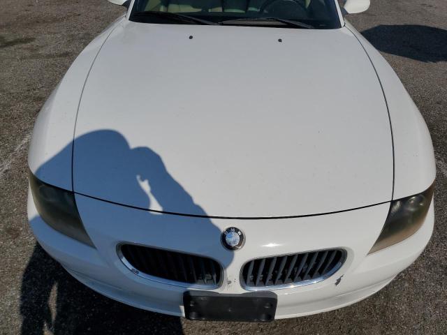 4USBT33504LS52614 - 2004 BMW Z4 2.5 WHITE photo 11