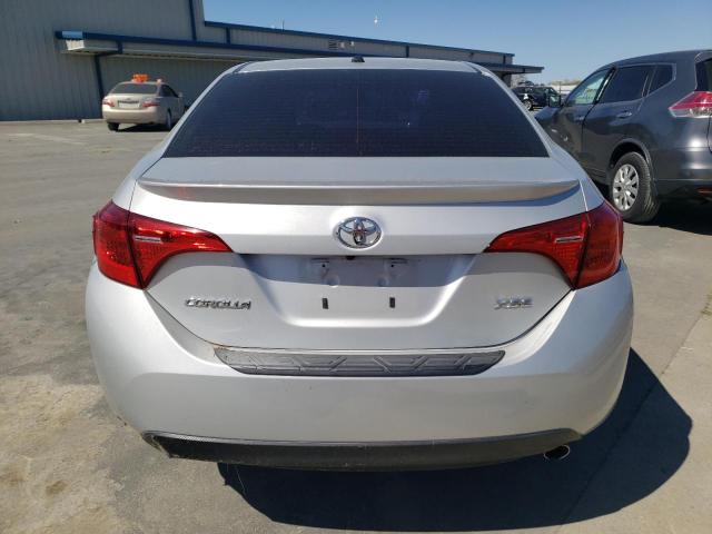 5YFBURHEXKP940333 - 2019 TOYOTA COROLLA L SILVER photo 6