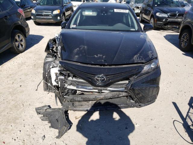 4T1G11AK2PU810438 - 2023 TOYOTA CAMRY SE NIGHT SHADE BLACK photo 5