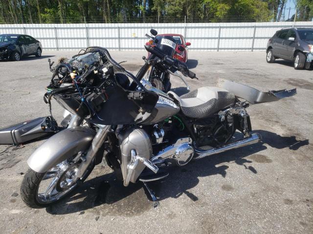 1HD1KHC19HB691741 - 2017 HARLEY-DAVIDSON FLTRX ROAD GLIDE GRAY photo 2