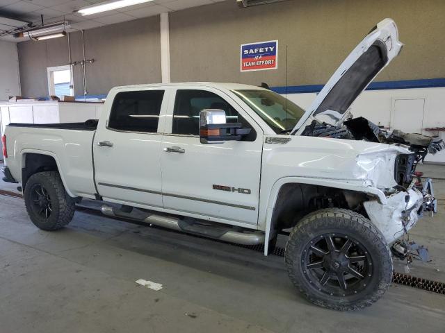 1GT42XCG6GF165877 - 2016 GMC SIERRA K3500 SLT WHITE photo 4