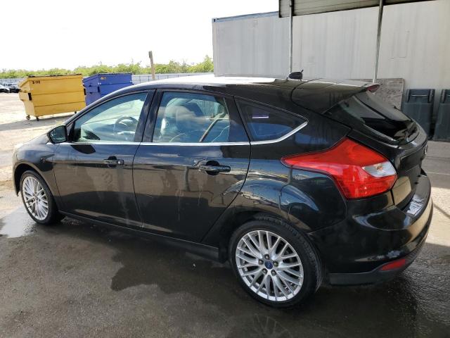 1FAHP3M24CL423698 - 2012 FORD FOCUS SEL BLACK photo 2