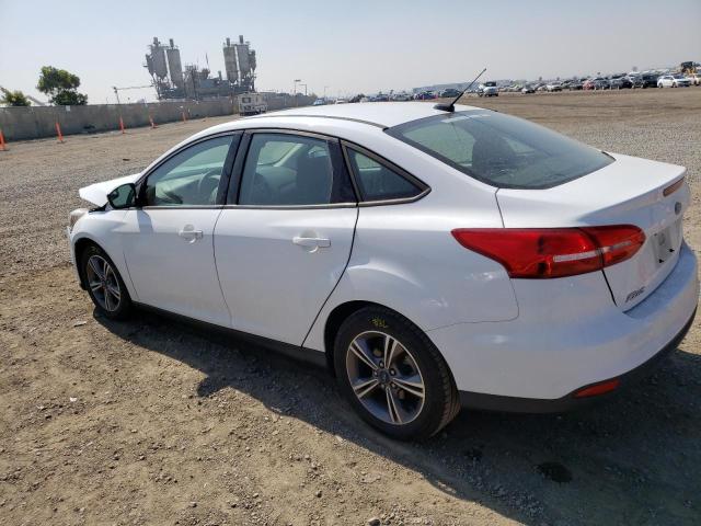 1FADP3FE8JL205136 - 2018 FORD FOCUS SE WHITE photo 2