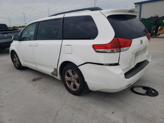 5TDKK3DC9BS063428 - 2011 TOYOTA SIENNA LE WHITE photo 2