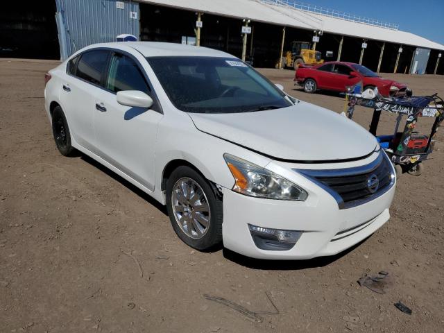 1N4AL3AP5DN500467 - 2013 NISSAN ALTIMA 2.5 WHITE photo 4