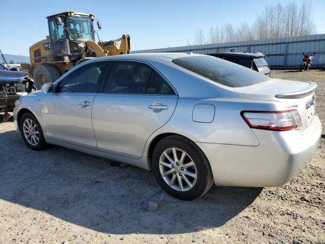 4T1BB3EK1BU132755 - 2011 TOYOTA CAMRY HYBRID SILVER photo 2