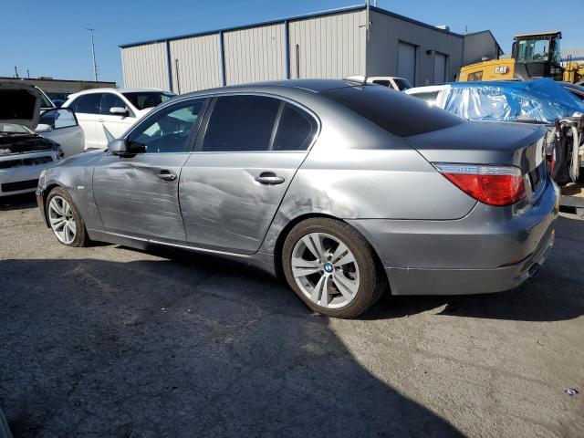 WBANU53519C120171 - 2009 BMW 528 I SILVER photo 2