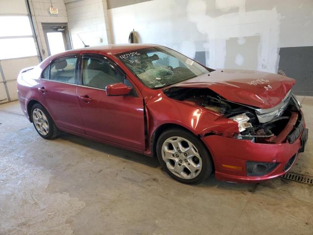 3FAHP0HA2BR103893 - 2011 FORD FUSION SE BURGUNDY photo 4