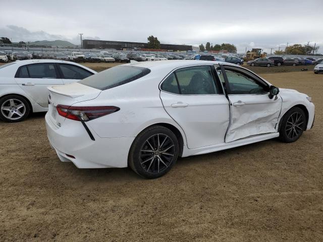 4T1G31AK9PU606682 - 2023 TOYOTA CAMRY SE NIGHT SHADE WHITE photo 3
