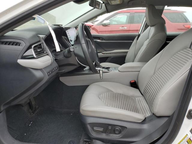 4T1G31AK9PU606682 - 2023 TOYOTA CAMRY SE NIGHT SHADE WHITE photo 7