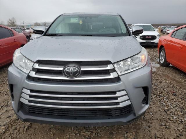 5TDZZRFH8KS309844 - 2019 TOYOTA HIGHLANDER LE SILVER photo 5