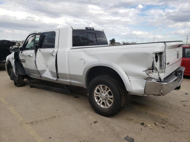 3C6UR5NL4JG206000 - 2018 RAM 2500 LARAMIE WHITE photo 2