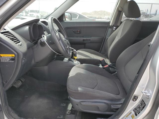 KNDJT2A54D7532706 - 2013 KIA SOUL SILVER photo 7