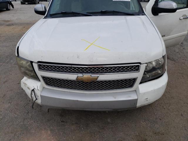 3GNEC12098G104808 - 2008 CHEVROLET AVALANCHE C1500 WHITE photo 11