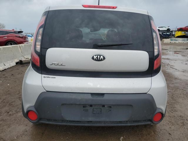 KNDJN2A26G7826693 - 2016 KIA SOUL SILVER photo 6