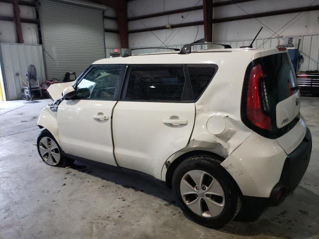 KNDJN2A27G7251326 - 2016 KIA SOUL WHITE photo 2