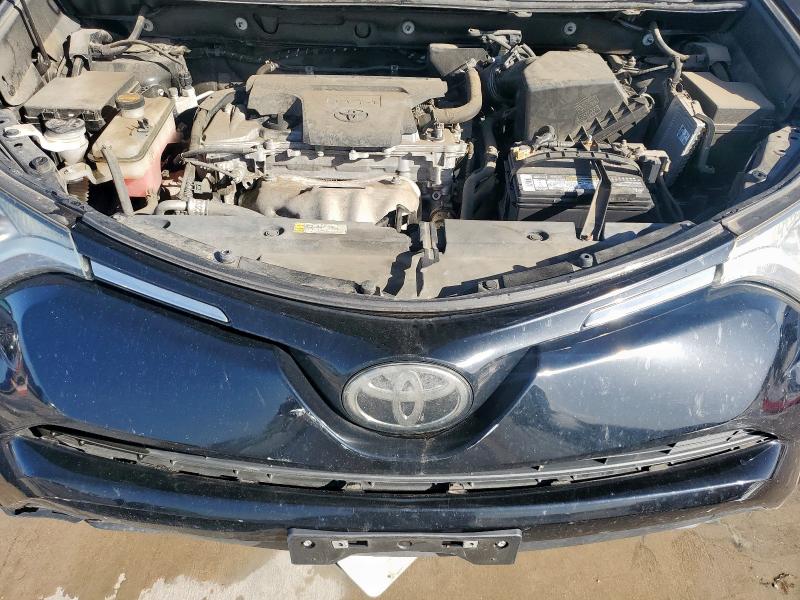 2T3ZFREV5HW376747 - 2017 TOYOTA RAV4 LE Қара фото 12